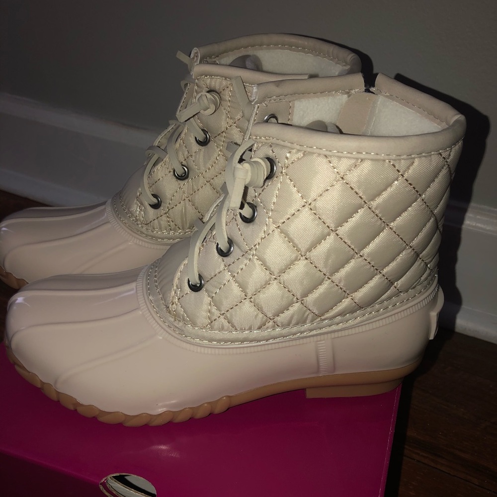 Duck Boots Size 5